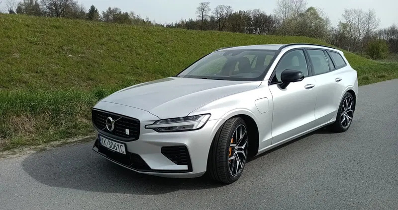 świętokrzyskie Volvo V60 cena 215900 przebieg: 52505, rok produkcji 2021 z Kraków